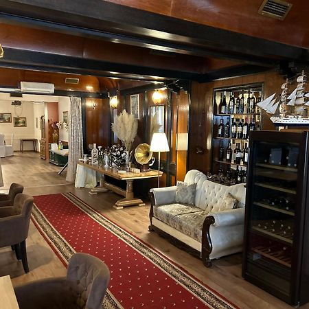 ססבטה Hotel Martini Zagreb Hotel And Restaurant מראה חיצוני תמונה