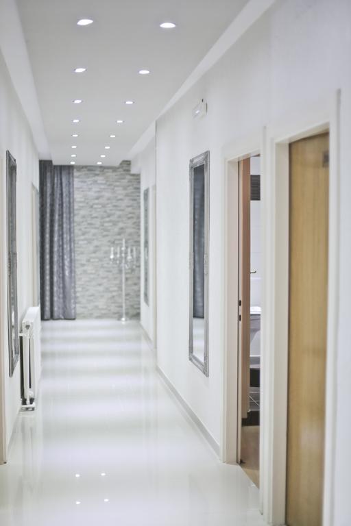 ססבטה Hotel Martini Zagreb Hotel And Restaurant מראה חיצוני תמונה