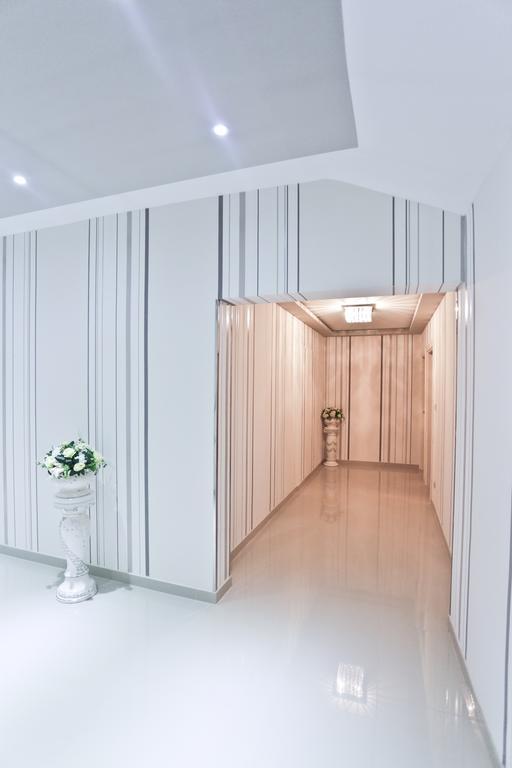 ססבטה Hotel Martini Zagreb Hotel And Restaurant מראה חיצוני תמונה